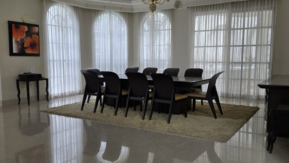 Residencia de lujo en Villa Encantada
