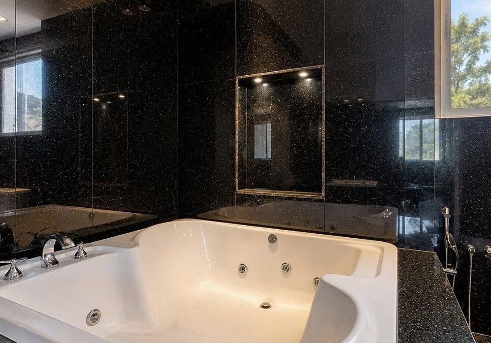 Residencia en privada Las Villas, Zona Dorada